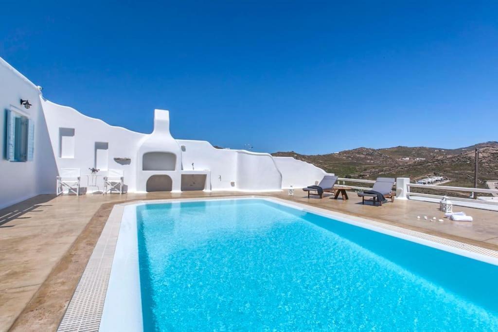 Villa Chaniotis Jacuzzi & Pool Mykonos Town Exterior photo