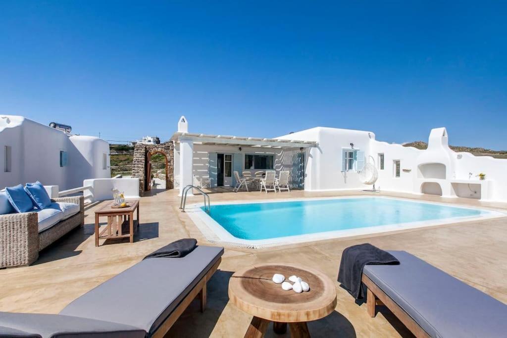 Villa Chaniotis Jacuzzi & Pool Mykonos Town Exterior photo